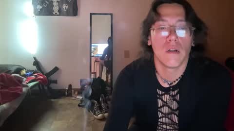 Ville Lohner online show from November 2025 08:53:02 PM