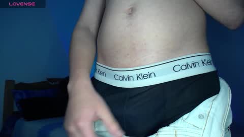 Snapshot of willmonkey chatting on December 2024 03:47:02 AM willmonkey online show from December 2024 03:47:02 AM