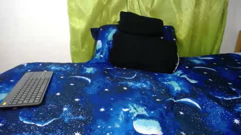 Snapshot of willmonkey chatting on October 2025 02:52:01 AM willmonkey online show from October 2025 02:52:01 AM