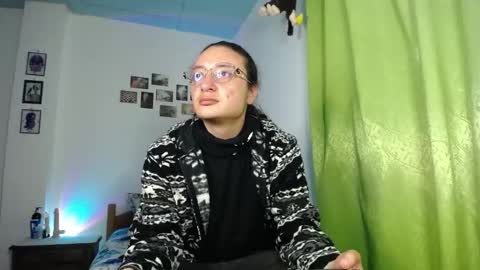 Snapshot of willmonkey chatting on November 2025 02:03:02 AM willmonkey online show from November 2025 02:03:02 AM