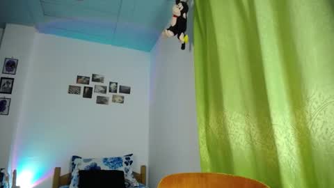 Snapshot of willmonkey chatting on November 2025 05:13:02 AM willmonkey online show from November 2025 05:13:02 AM