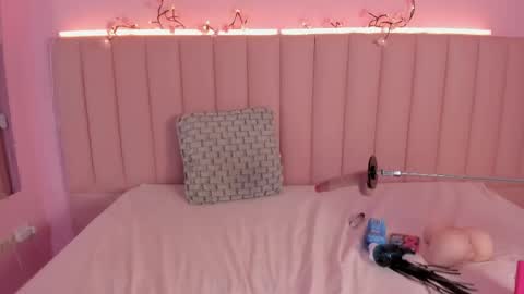 willturneer online show from April 2026 07:45:01 AM