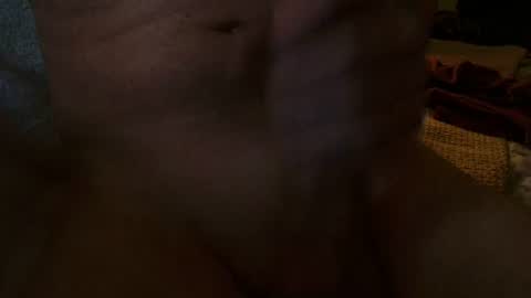 Snapshot of willuknn chatting on December 2025 09:01:02 PM willuknn online show from December 2025 09:01:02 PM