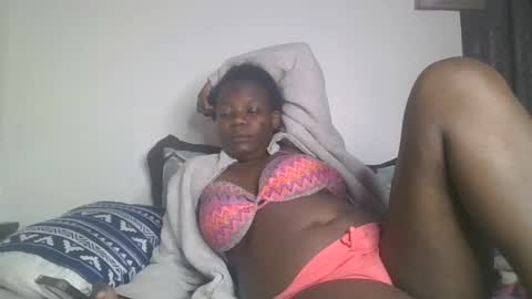 Snapshot of willyoubemine1 chatting on January 2025 12:22:01 AM willyoubemine1 online show from January 2025 12:22:01 AM