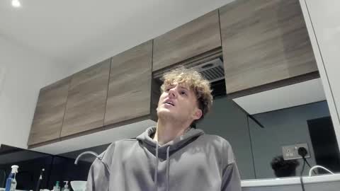 willywanka_182 online show from November 2025 07:51:01 AM