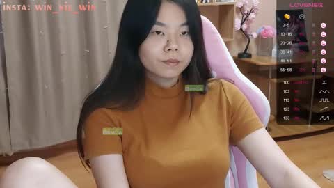 Snapshot of win_nie chatting on September 2025 03:28:01 AM Winnie online show from September 2025 03:28:01 AM