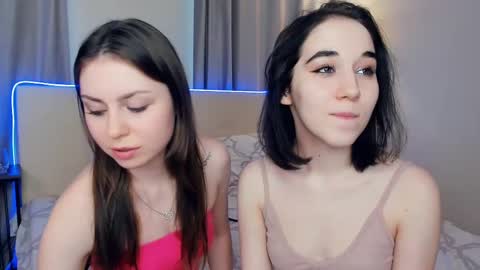 Amalia and Mia online show from February 2025 11:39:02 AM