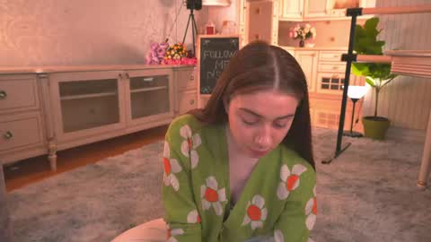 Lillian online show from April 2026 03:23:01 AM