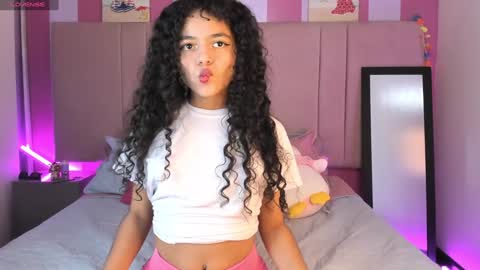 Snapshot of winnifer_gonzalez chatting on December 2024 05:16:02 AM Winnifer Gonzalez online show from December 2024 05:16:02 AM