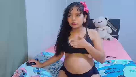 Snapshot of winnifer_gonzalez chatting on September 2025 04:01:01 AM Winnifer Gonzalez online show from September 2025 04:01:01 AM