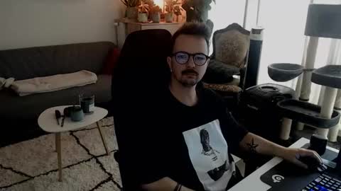 Snapshot of winnydepooh chatting on October 2025 08:44:01 AM cream36 online show from October 2025 08:44:01 AM