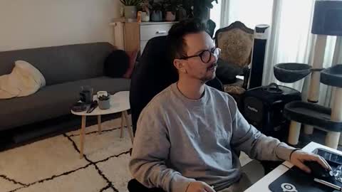 Snapshot of winnydepooh chatting on October 2025 08:24:02 AM cream36 online show from October 2025 08:24:02 AM