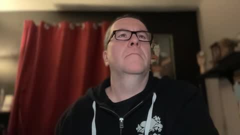 Snapshot of wintyr chatting on March 2025 02:04:02 AM wintyr online show from March 2025 02:04:02 AM