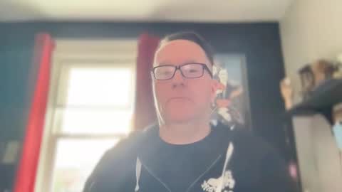 Snapshot of wintyr chatting on March 2025 09:29:01 PM wintyr online show from March 2025 09:29:01 PM