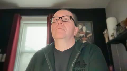 Snapshot of wintyr chatting on November 2025 06:28:01 PM wintyr online show from November 2025 06:28:01 PM