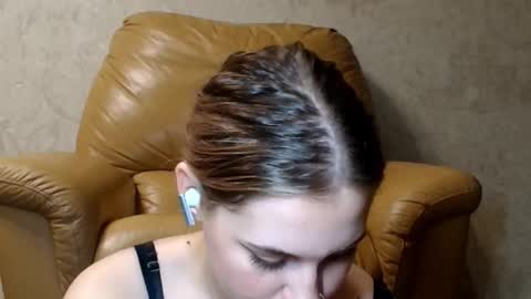 wira_witch online show from November 2025 01:55:01 PM