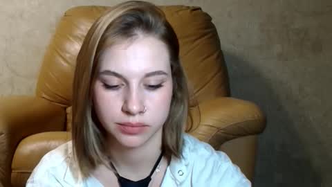 wira_witch online show from November 2025 03:36:01 PM