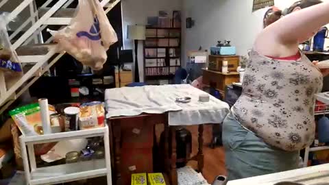 Snapshot of wisteriaqueen chatting on May 2026 04:35:02 PM Wisteria online show from May 2026 04:35:02 PM