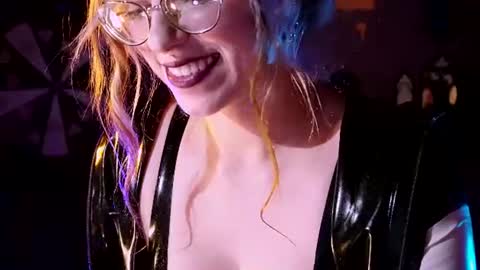 Snapshot of witch_fiona chatting on June 2026 08:10:01 PM Goddess of two strapons - Mr. long Don Mr. Pinky online show from June 2026 08:10:01 PM