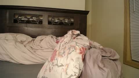 Annie online show from January 2025 08:06:01 AM