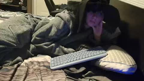 Snapshot of witchbitchmommy chatting on November 2025 10:04:02 AM witchbitchmommy online show from November 2025 10:04:02 AM