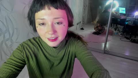 Snapshot of witches_curves chatting on December 2024 06:25:01 PM Nemo online show from December 2024 06:25:01 PM