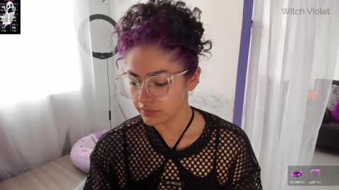     Luna Violeta  A r t i s t  online show from February 2025 08:25:01 PM