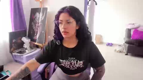     Luna Violeta  A r t i s t  online show from September 2025 08:52:02 PM