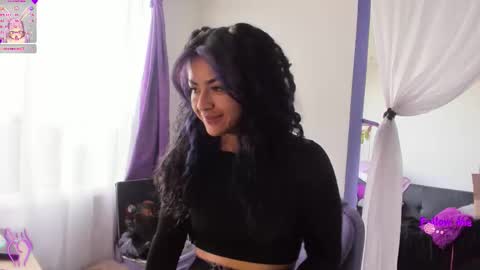     Luna Violeta  A r t i s t  online show from September 2025 12:59:02 PM