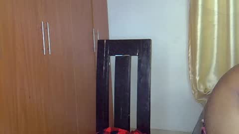 girlie o online show from February 2025 04:18:02 AM