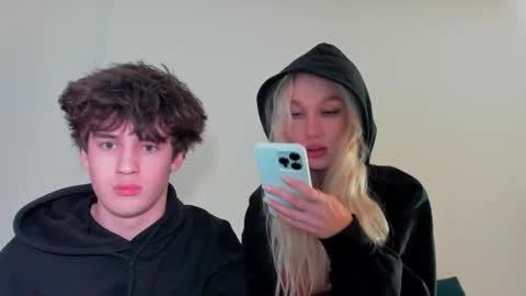 Snapshot of wladilia chatting on November 2025 09:06:02 PM wladilia online show from November 2025 09:06:02 PM