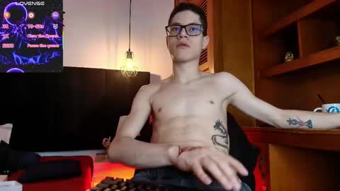  W O L F  online show from April 2026 11:25:01 AM