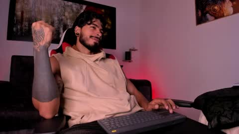 wolferatus online show from April 2026 06:27:01 PM