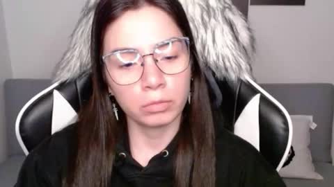 Alex online show from October 2025 03:08:01 AM