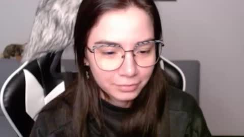 Alex online show from February 2026 02:06:02 AM