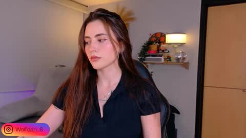   online show from December 2025 02:27:01 AM