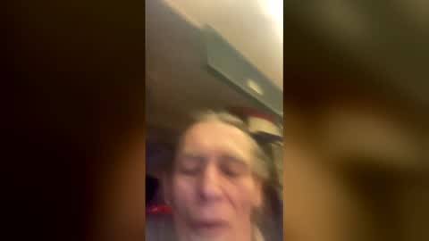 Snapshot of wonderboy3272 chatting on March 2026 10:38:02 PM guido online show from March 2026 10:38:02 PM