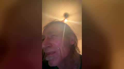 Snapshot of wonderboy3272 chatting on March 2026 09:59:01 PM guido online show from March 2026 09:59:01 PM