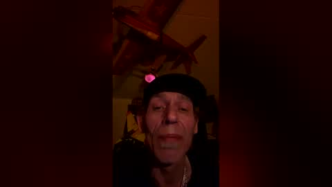 Snapshot of wonderboy3272 chatting on April 2026 09:12:02 PM guido online show from April 2026 09:12:02 PM