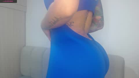 Sofia And Thomas online show from April 2026 08:00:02 PM