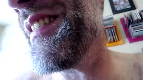 Snapshot of woodiesays chatting on June 2026 03:51:02 PM WoodieSays online show from June 2026 03:51:02 PM