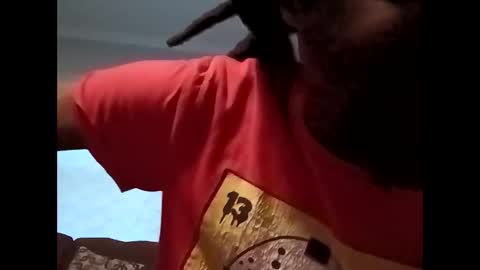 Snapshot of woodpipe69 chatting on January 2025 01:24:01 PM Woodpipe69 online show from January 2025 01:24:01 PM