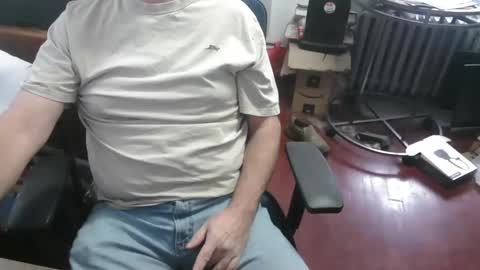 woodworker6473 online show from November 2025 03:23:02 PM