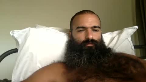 woof_wolf37 online show from October 2025 03:43:01 PM