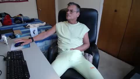 Large one  online show from January 2025 01:36:02 PM