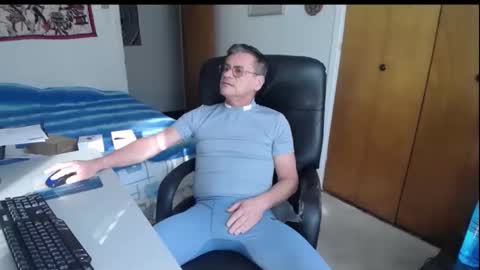 Large one  online show from November 2025 02:46:01 PM