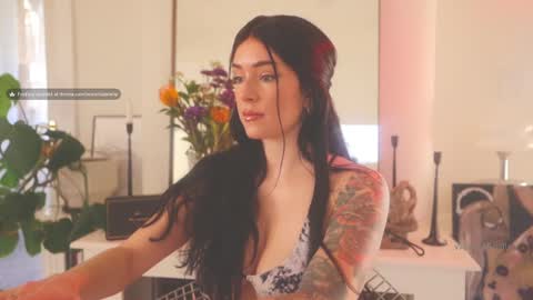 Brielle online show from December 2024 11:19:02 PM