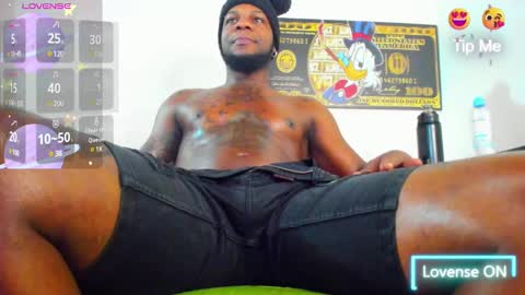 Snapshot of wotton_17 chatting on February 2025 07:41:01 PM Cristofer online show from February 2025 07:41:01 PM