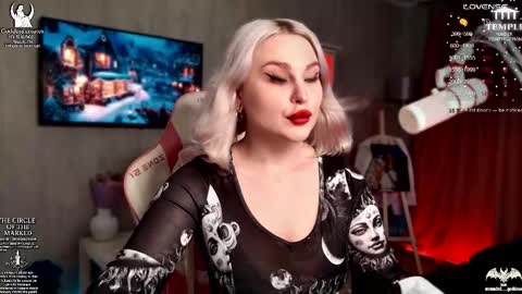 Snapshot of wounded_goddess chatting on November 2025 06:46:02 AM Goddess Sophy online show from November 2025 06:46:02 AM