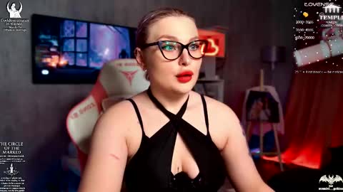 Snapshot of wounded_goddess chatting on December 2025 03:18:02 PM Goddess Sophy online show from December 2025 03:18:02 PM